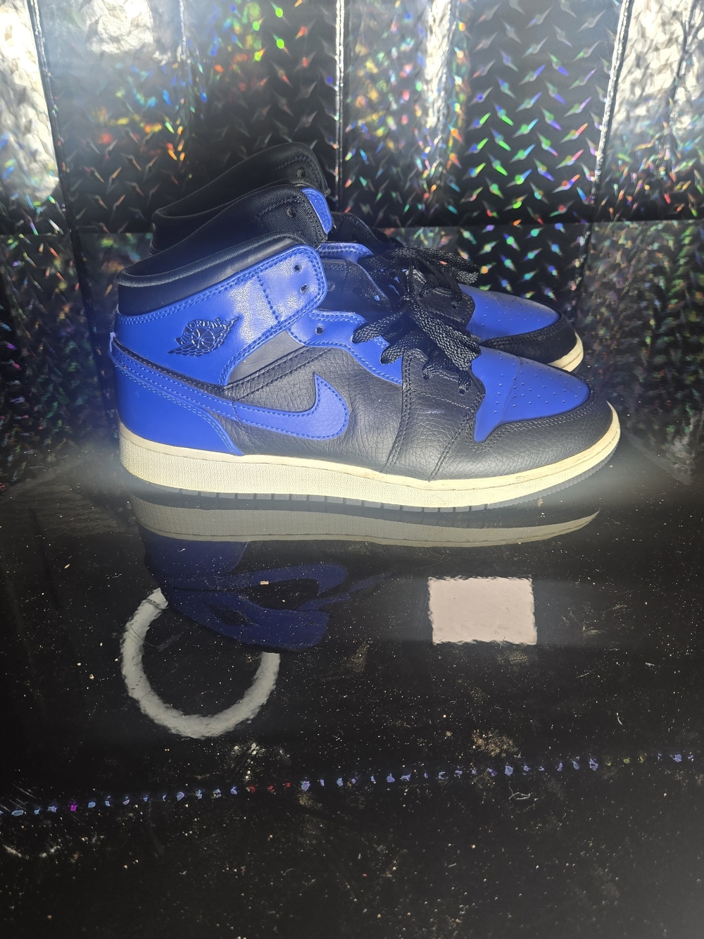 Nike Air Jordan 1 Mid Black Hyper Royal ‘19 554725-068 Youth Size 7